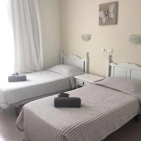 Roomy 2bed/1 Bath-next To The Beach Maspalomas (Gran Canaria)